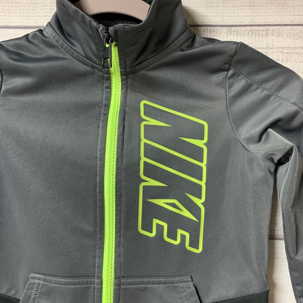 Nike Boys 6/M Full Zip - Picture 2 of 5